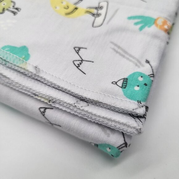 ANGEL DEAR Baby Swaddle Blanket Fruits & Veggies Winter Sports 45x45 Bamboo NWT - Picture 3 of 4